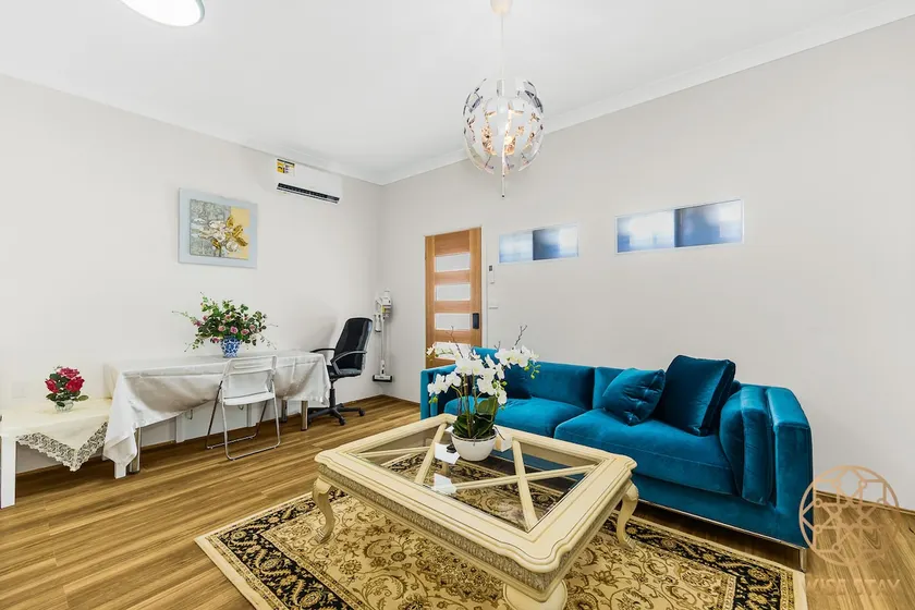 Studio | Long Stays | Near Carlingford Court - Image 1