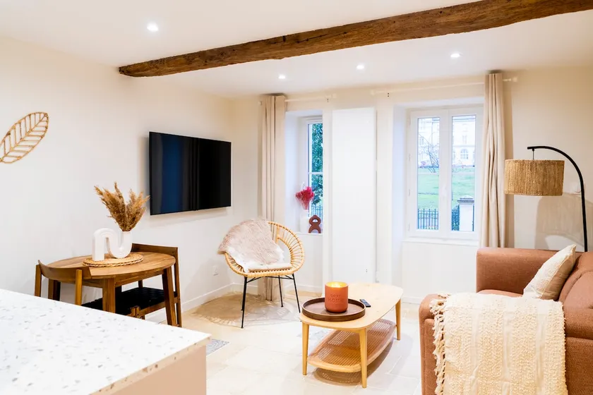 Quiet duplex in Caen · close to the Zénith & shops - Image 1