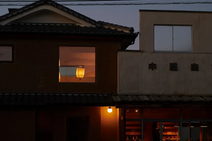 Long-stay pick! A café couple hosts a cozy inn. - Image 1