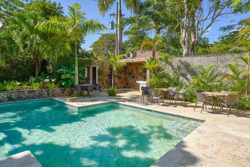 Hidden Paradise Apartment in Jardines Monserrat - Image 1