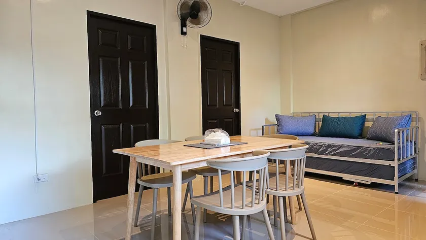 New modern private 2 bdr 1 bath, no stairs, 8 pax - Image 1