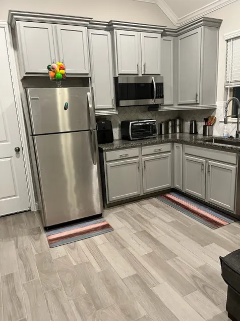 Private Suite! - Image 1