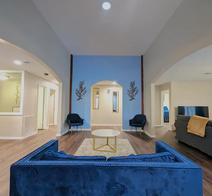 Quiet, Spacious, Pet-Friendly - Image 1