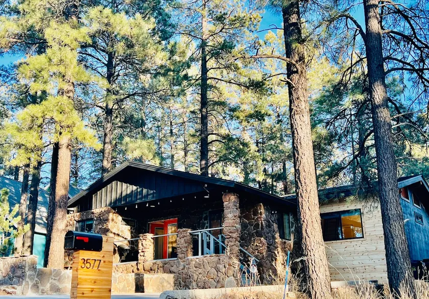 Flagstaff Dream Cabin - Image 1