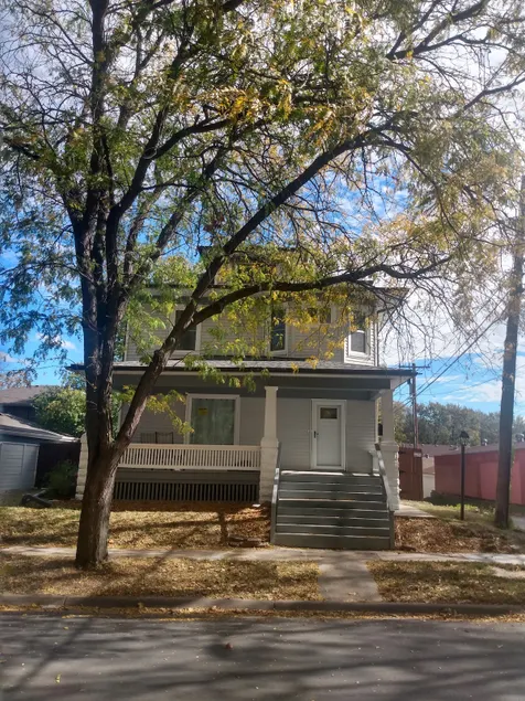 Spacious 2+BR, Near UNL/Downtown - Image 1