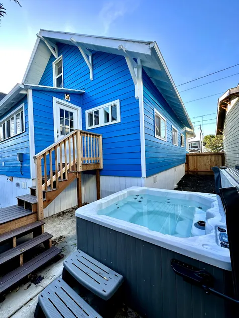 Restored Home at Rockaway Beach - Image 1