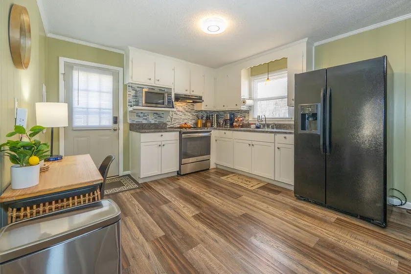 Barfield Residence (dog friendly) - Image 1