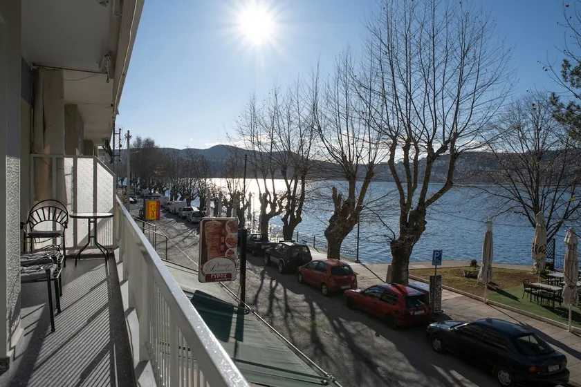 Panagiotidis lake house - Image 1