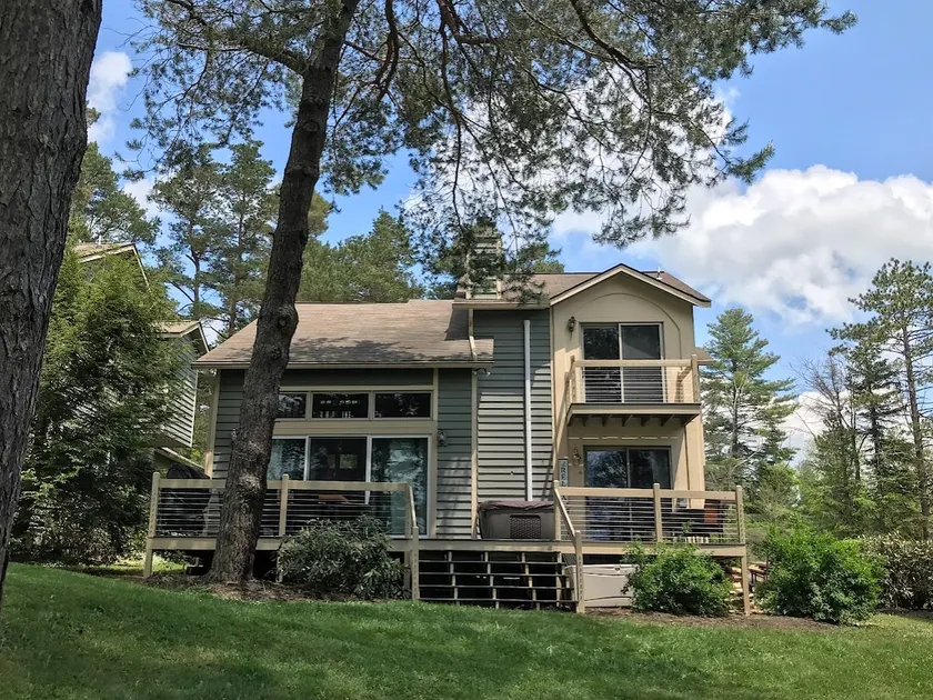 Cozy Lake House with Dock - Image 1