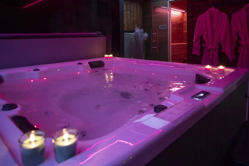 SuiteDreams – Bali Suite Liège - Image 1
