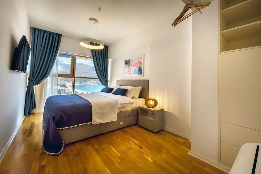 Luxury 1-bedroom in Harmonia condo - Image 1