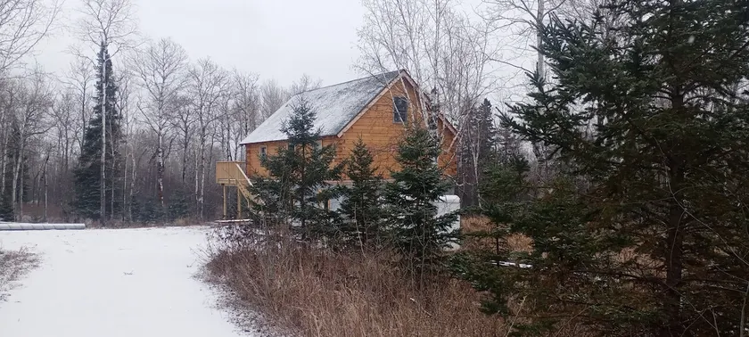North Shore Log Home - Image 1
