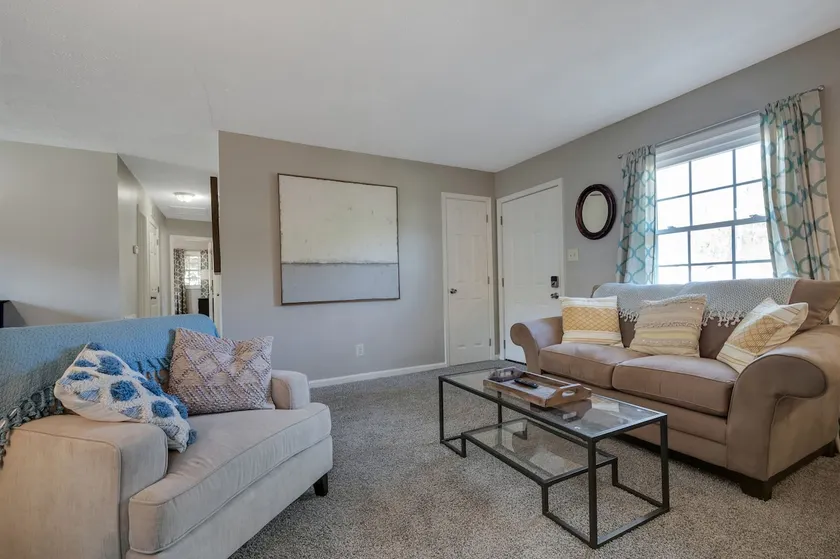 Newly Renovated Home by Liberty - Image 1