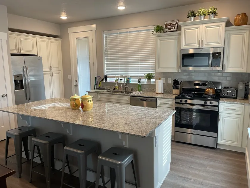 Luxury Reno Townhome - Image 1