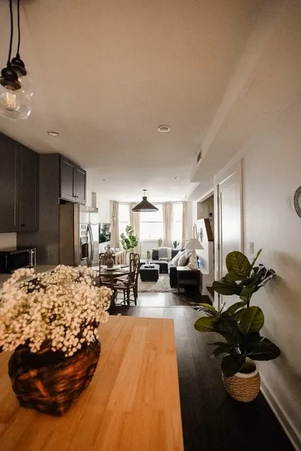 The Dugout - (2bd/2ba & Free Parking Spot!) - Image 1