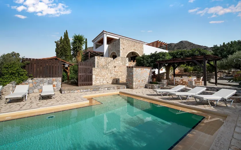 Villa Piper - Pool - Jacuzzi - Sea View - Near the Beach - Image 1