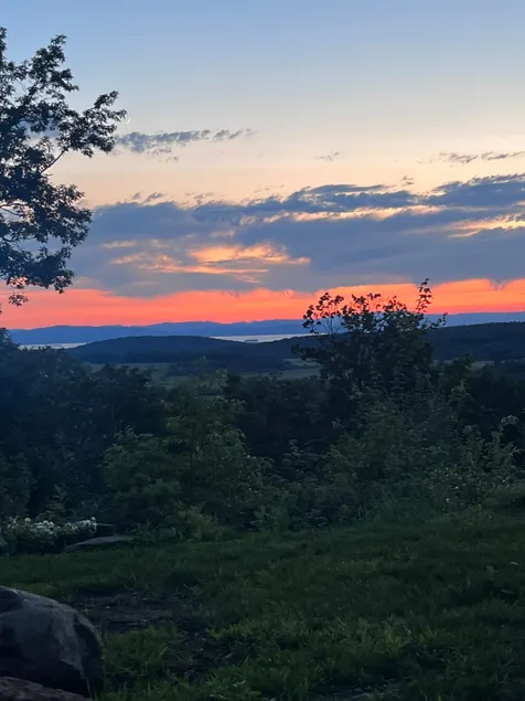 Magnificent Views of Lake Champlain - Image 1
