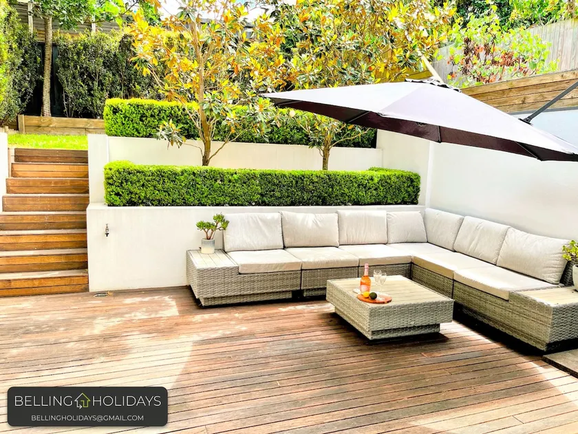 Modern retreat in prime location - Image 1