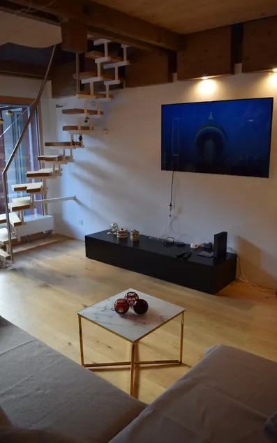 Beautiful attic apartment in Lax VS - Image 1