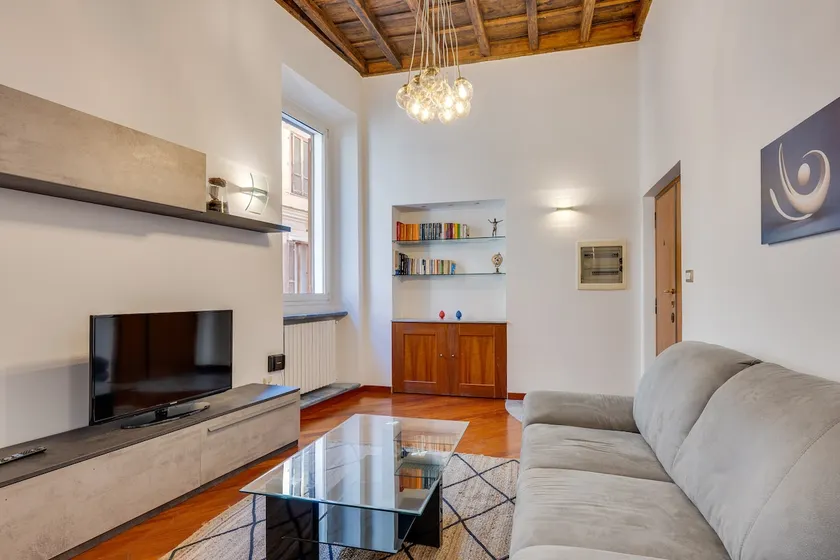 Spanish Steps Lovely Apartment - Image 1