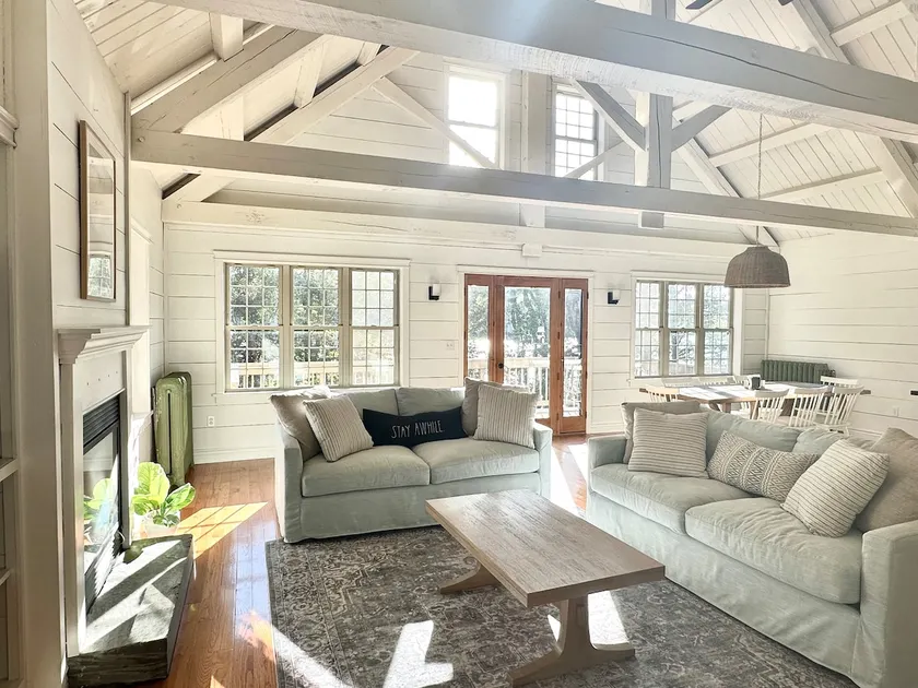 Chickawaukie Cottage - Image 1