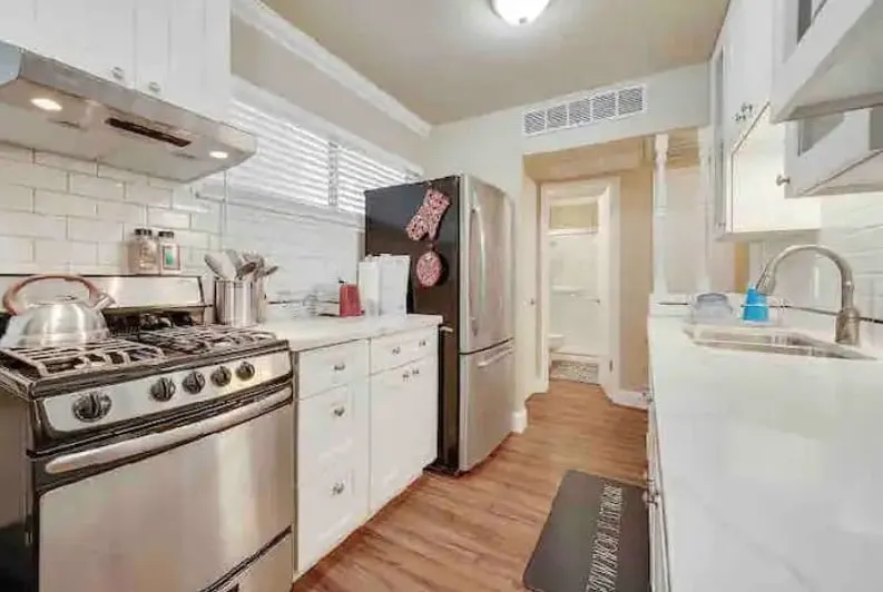 Lovely Studio - Image 1