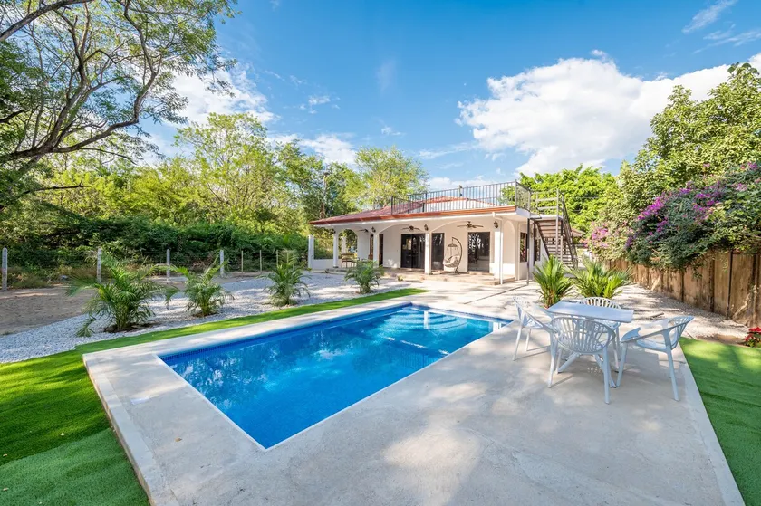Beach house, 2 min walk to beach. - Image 1