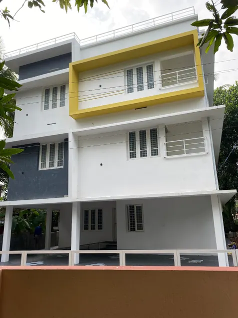 Elsa Homes: 2 adjacent AC flats for 10 @Thrissur - Image 1