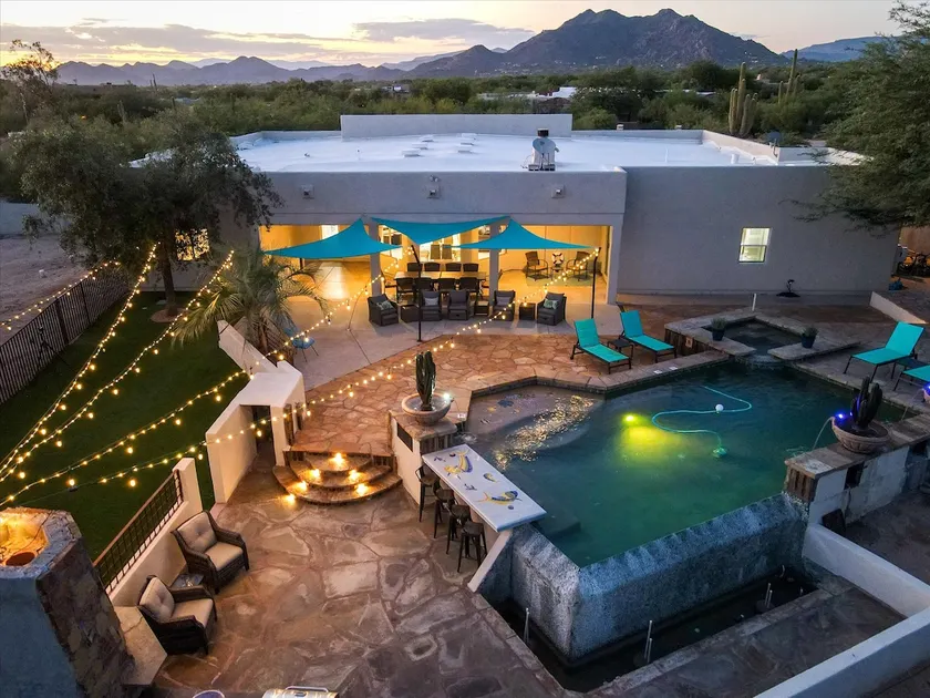 Scottsdale 5BR • Heated Pool • Private Pickleball - Image 1