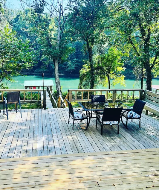 Riverside cabin with a HOT TUB! - Image 1