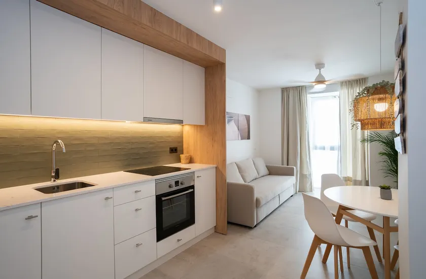 Sahara Apt Central Benalmadena - Image 1