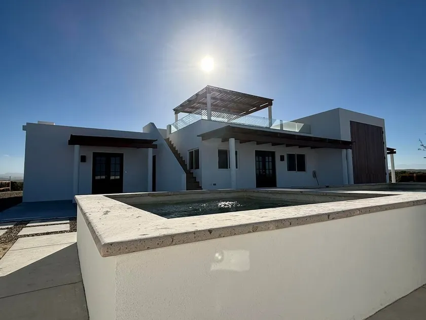 Baja Beach House - Spa and Pool - Image 1