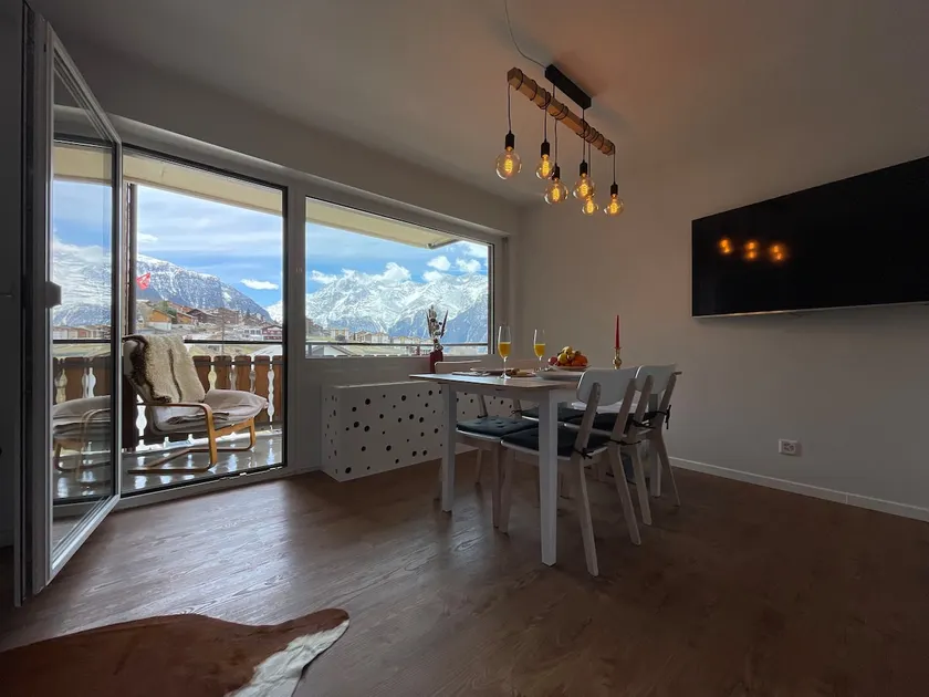 Sunny Alps View: Central Bliss - Image 1
