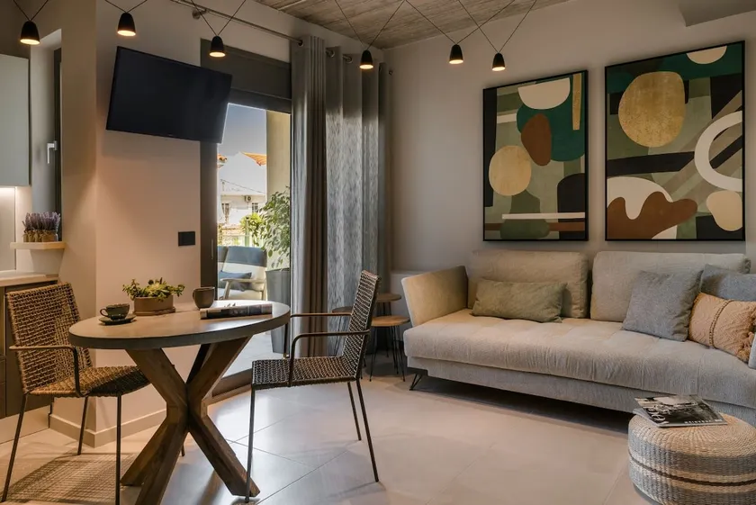 Aparktion-The Ostria Nest - Image 1