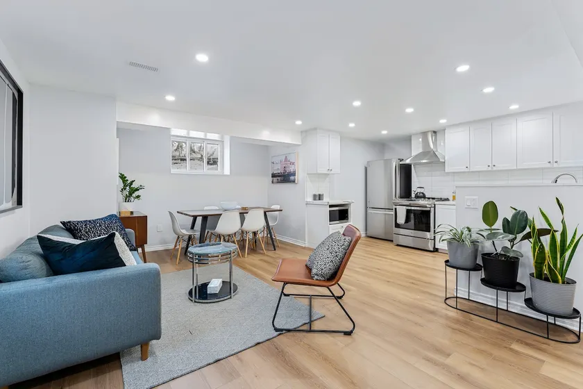 Superb 2BD|Orleans-5min to Beach|Laundry & Parking - Image 1