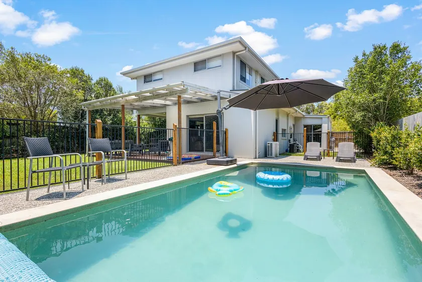 Mudjimba Retreat- Peaceful Luxury - Image 1