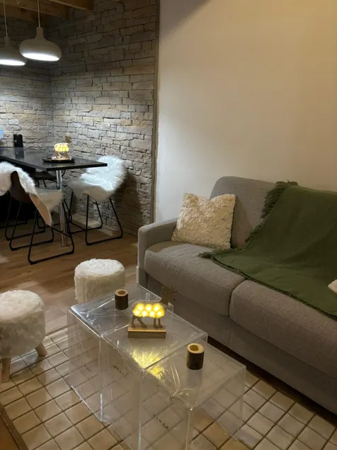Charming chalet at the foot of the slopes - Image 1