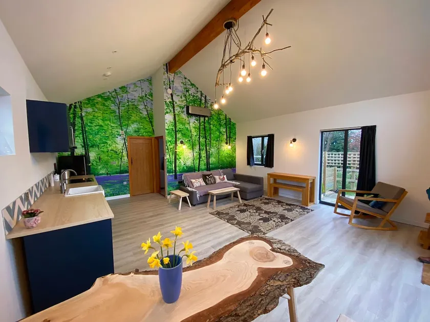 Bluebell Annexe - Image 1