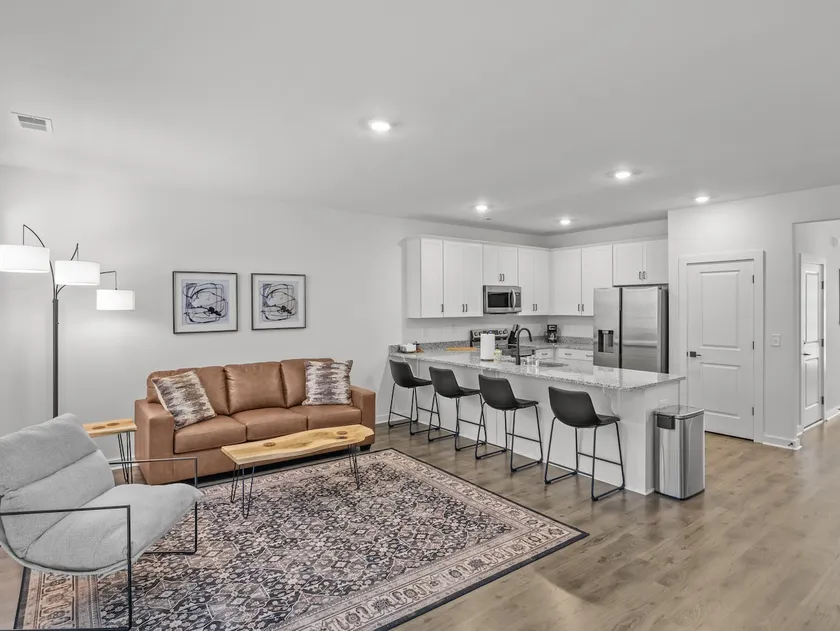 Mid-Century Modern Townhouse - Image 1