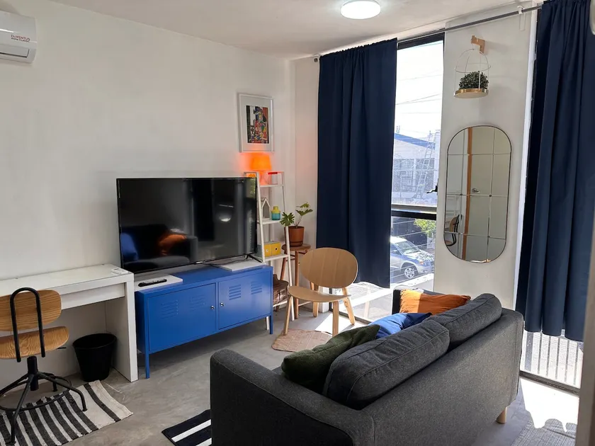 Newly built independent studio - Image 1