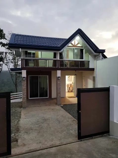 Dahilayan Modern Bungalow With Free Wifi! - Image 1