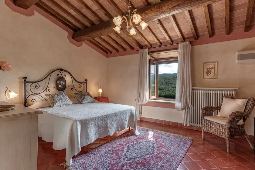 Apartment with 2 bedrooms, swimming pool, patio - Image 1