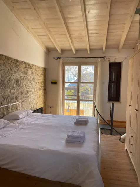 Lofou Maisonette - Image 1