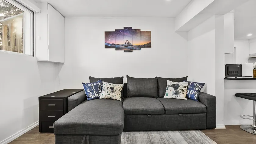 Brand New Cozy Suite w/ Remote Workspace - Image 1