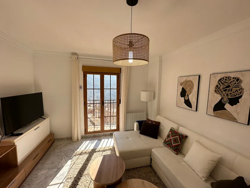 Duplex with impressive views. 2 parking spaces - Image 1