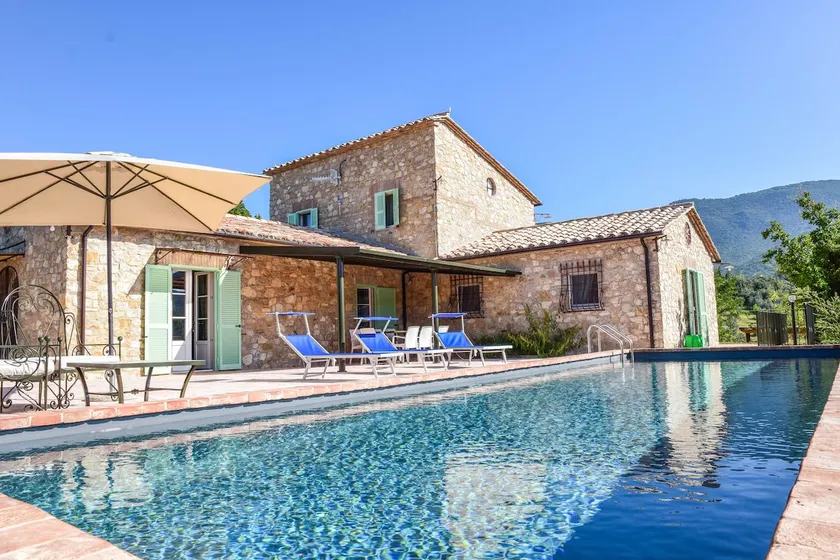 House with private pool & air conditioning at 500 meter from village. Great view - Image 1
