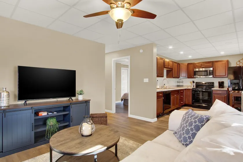 Remodeled 2 BR 1st Fl Apt in Hanover - Image 1