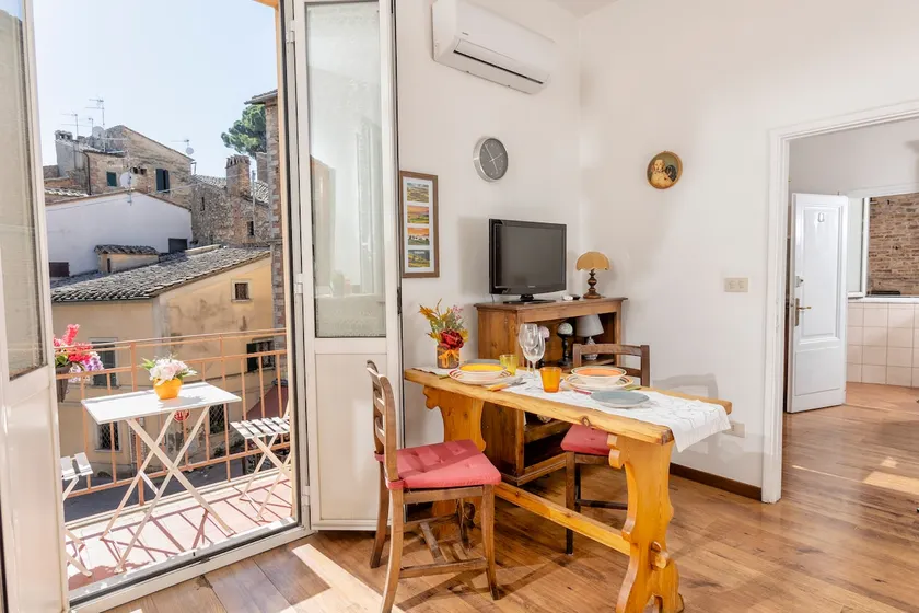 Il Palco, in the heart of Montepulciano + A/C - Image 1