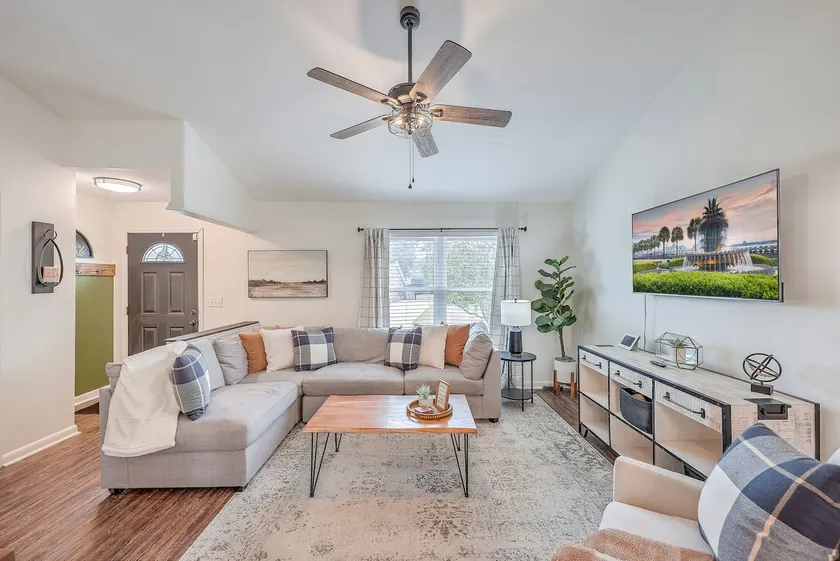 Chas Summerville House w/ Games! - Image 1