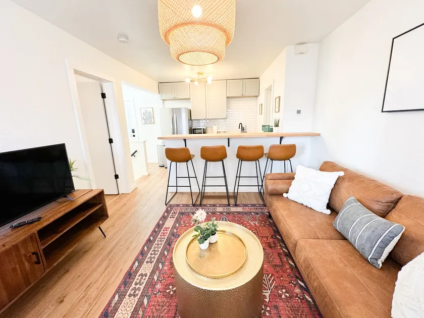 Central Loveland 2 Bedroom House - Image 1